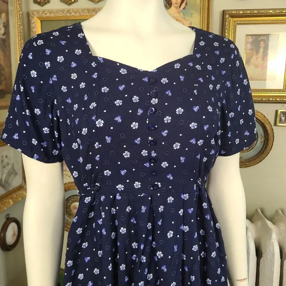 Vintage Dress - Picture 2 of 6